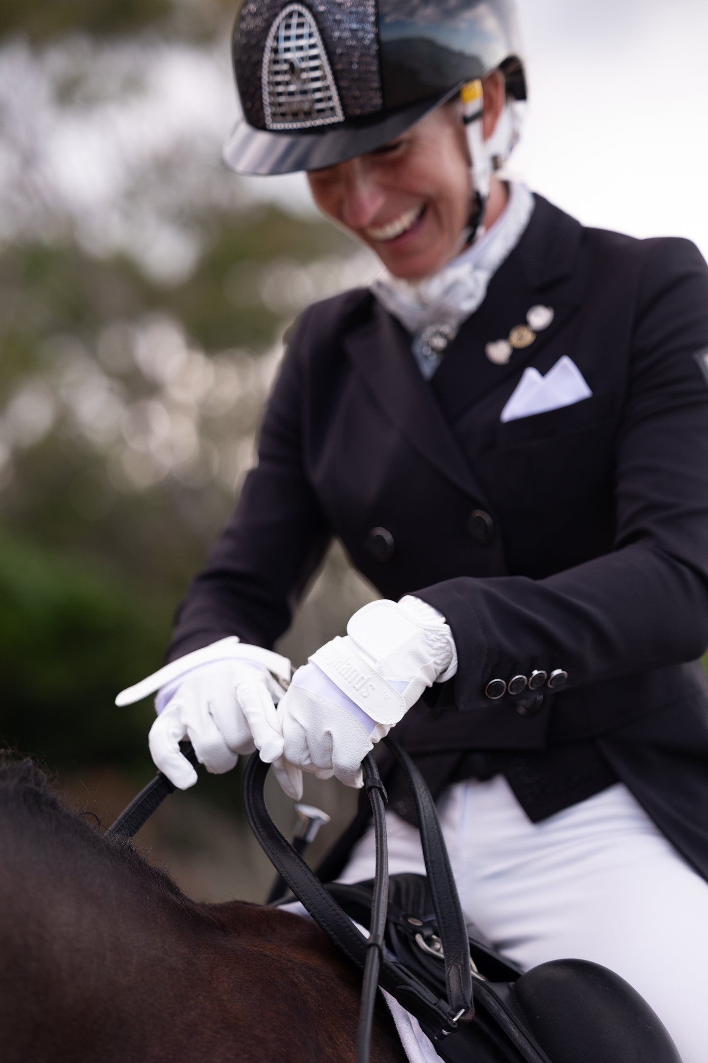 SteadyHands Riding Gloves